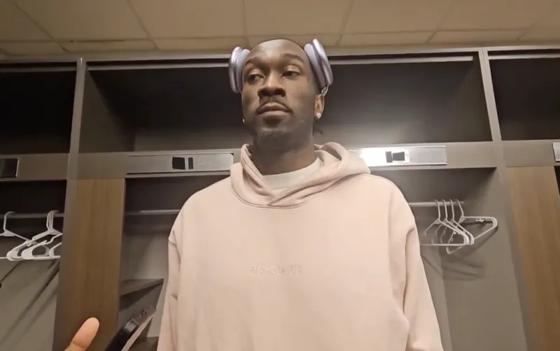 开云体育官网-马威谈杰伦-格林伤退:希望不严重,他已经竭尽所能回到赛场