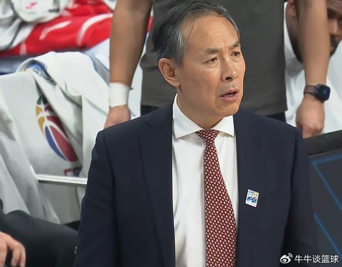 开云体育官网-许利民:不怕媒体说三道四的议论,北京男篮不会因为输球不团结|赵睿|队员|阵容|战术|青岛_新浪体育_新浪新闻